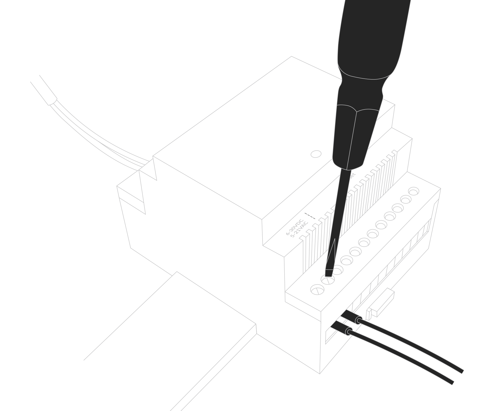 Instruction on how to fasten the current clamps around the wires